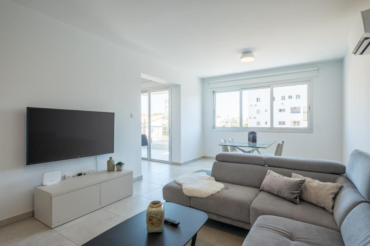 Solaar Apartments Faneromeni 라르나카 외부 사진