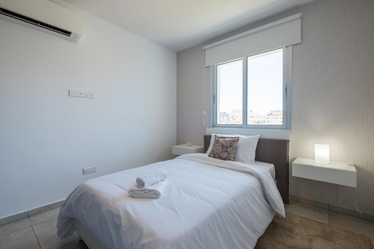 Solaar Apartments Faneromeni 라르나카 외부 사진